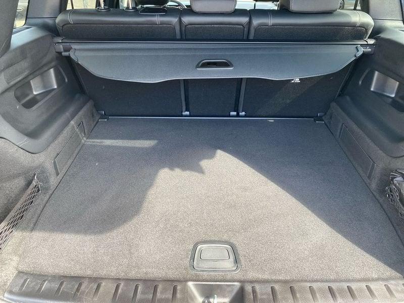 Mercedes-Benz EQB 300 Sport 4matic