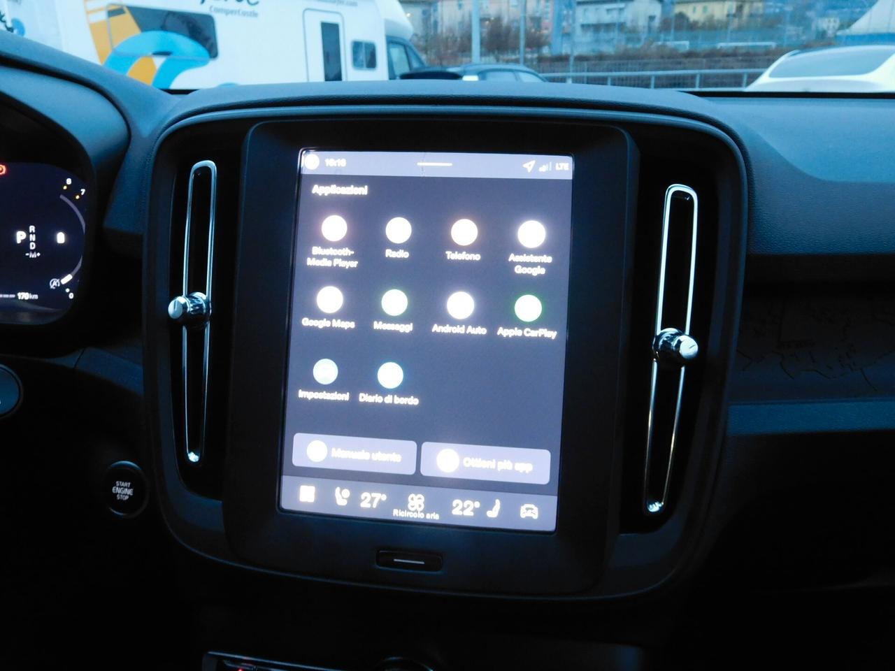 Volvo XC40 B3 Hybrid automatico Essential