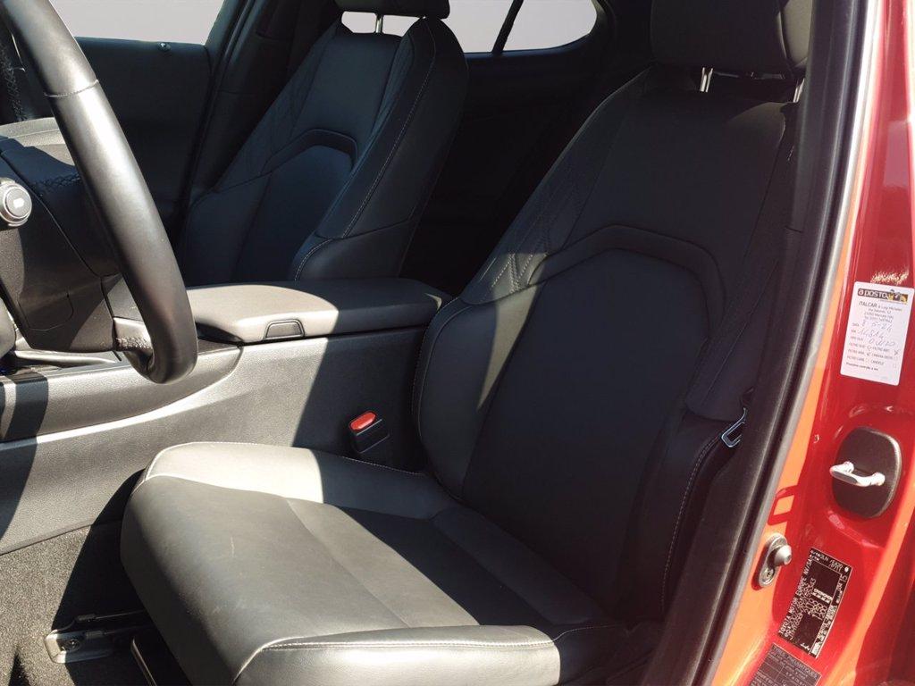 LEXUS Ux 250h 2.0 design 2wd cvt del 2023