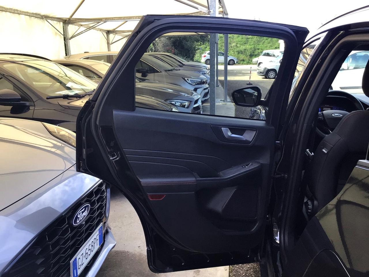 Ford Kuga 2.0 EcoBlue 120 CV Automatico ST-Line