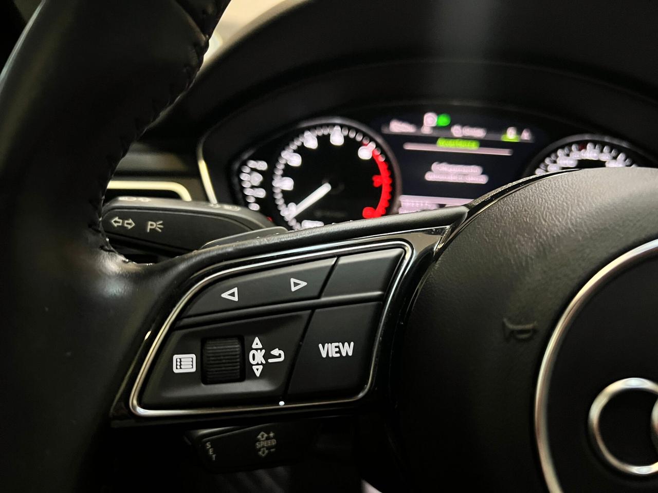 Audi A4 Avant 40 g-tron S tronic line edition