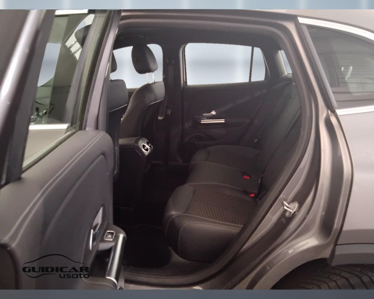 Mercedes-Benz GLA-H247 2020 - GLA 180 d Sport Plus auto