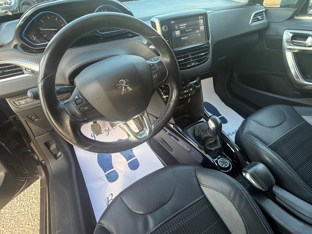 Peugeot 2008 BlueHDi 100 Allure