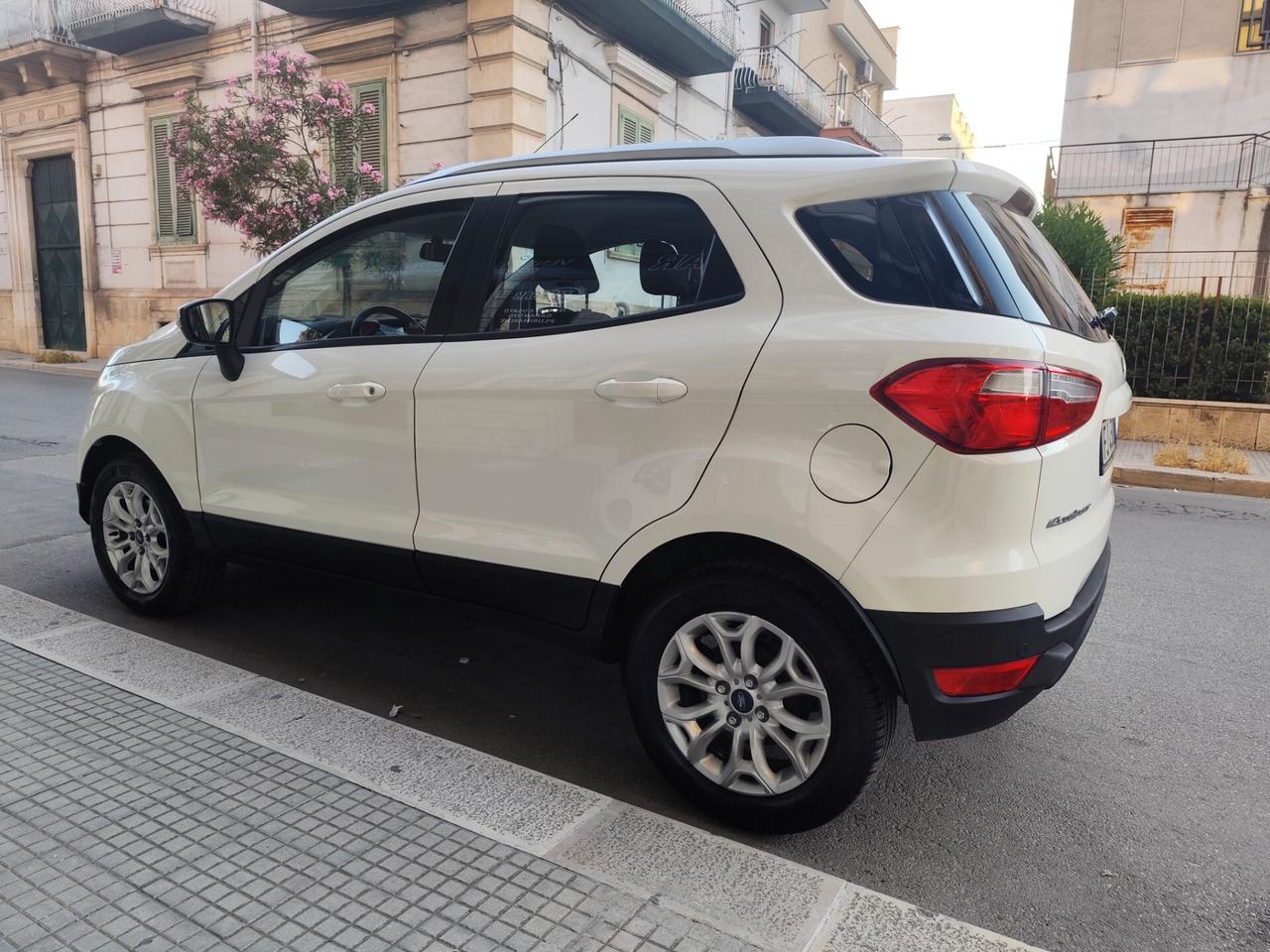 Ford EcoSport 1.5 TDCi 95CV DIESEL TITANIUM