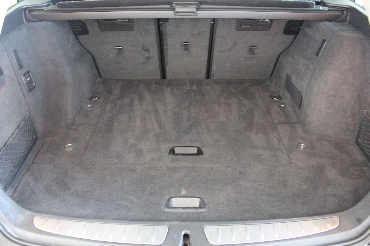 BMW - Serie 3 Touring - 320d Business aut.