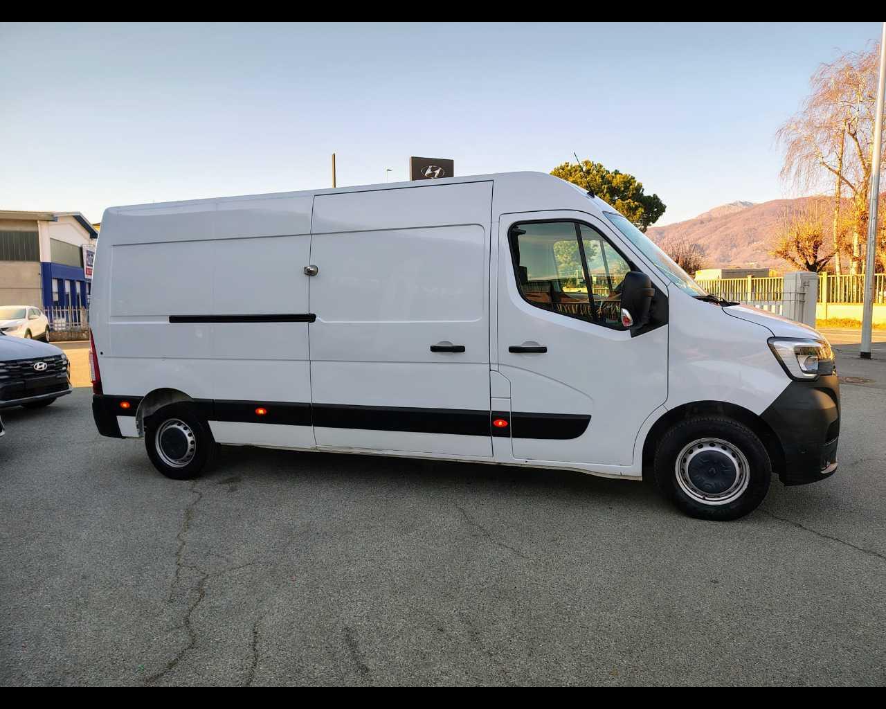 RENAULT Master IV 35 FWD - master T35 2.3 dci 135cv L3H3 Ice