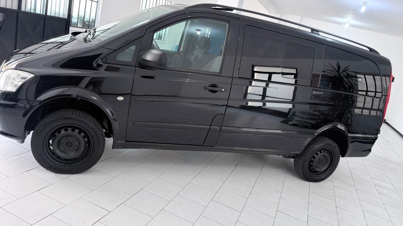 Mercede Vito 2.2 CDI Vetrato 5 posti 4x4 GANCIO TRAINO