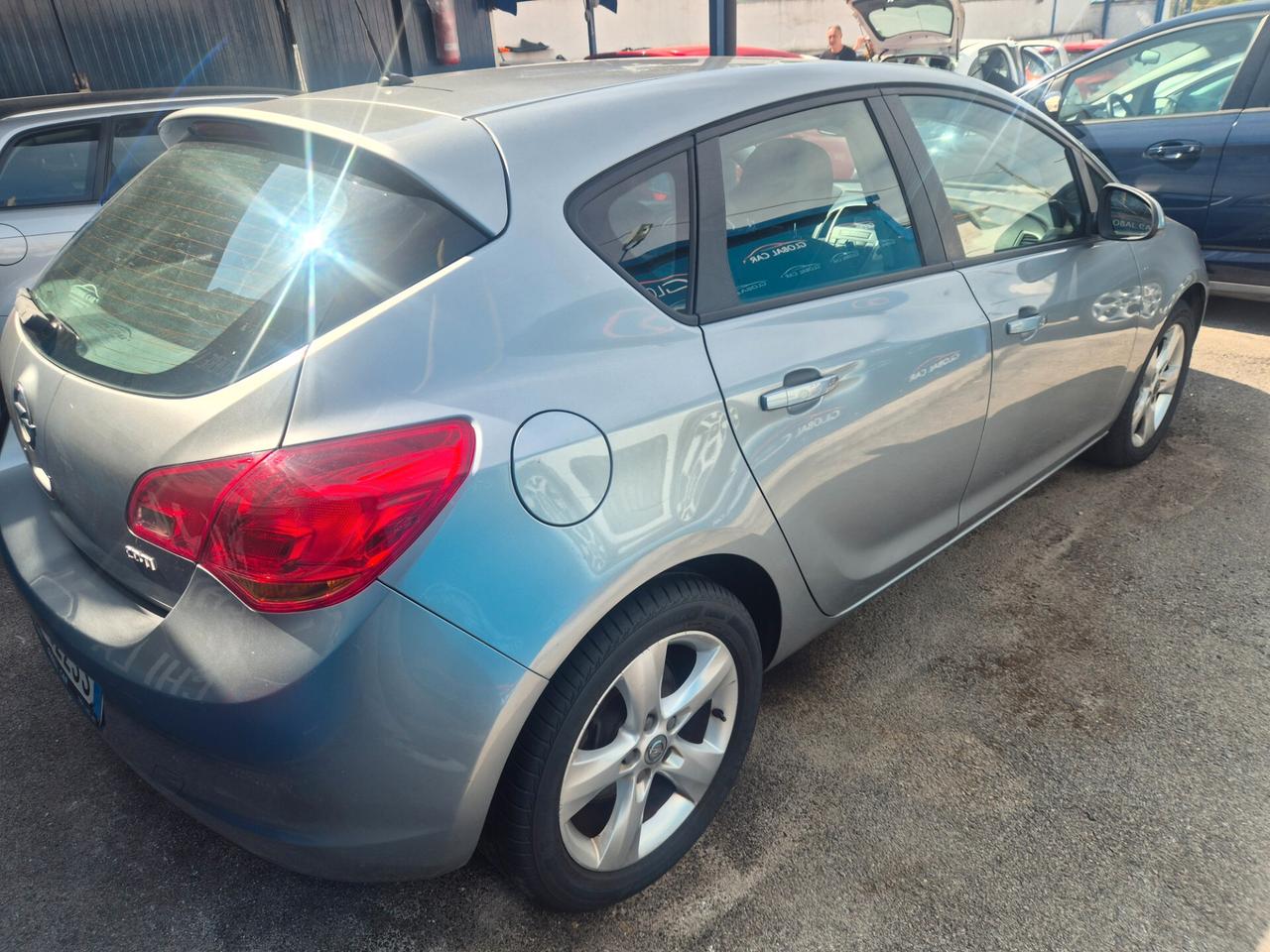 Opel Astra 1.7 CDTI 110CV 5 porte Cosmo