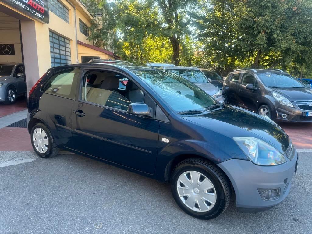 Ford Fiesta 1.2 BENZINA 2007 NEOPATENTATI