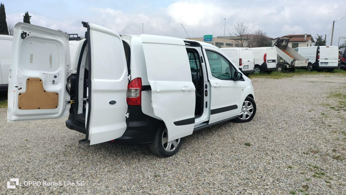 FORD Transit Courier 1.5 tdci 75cv Entry E6 1.5 tdci 75cv Entry E6