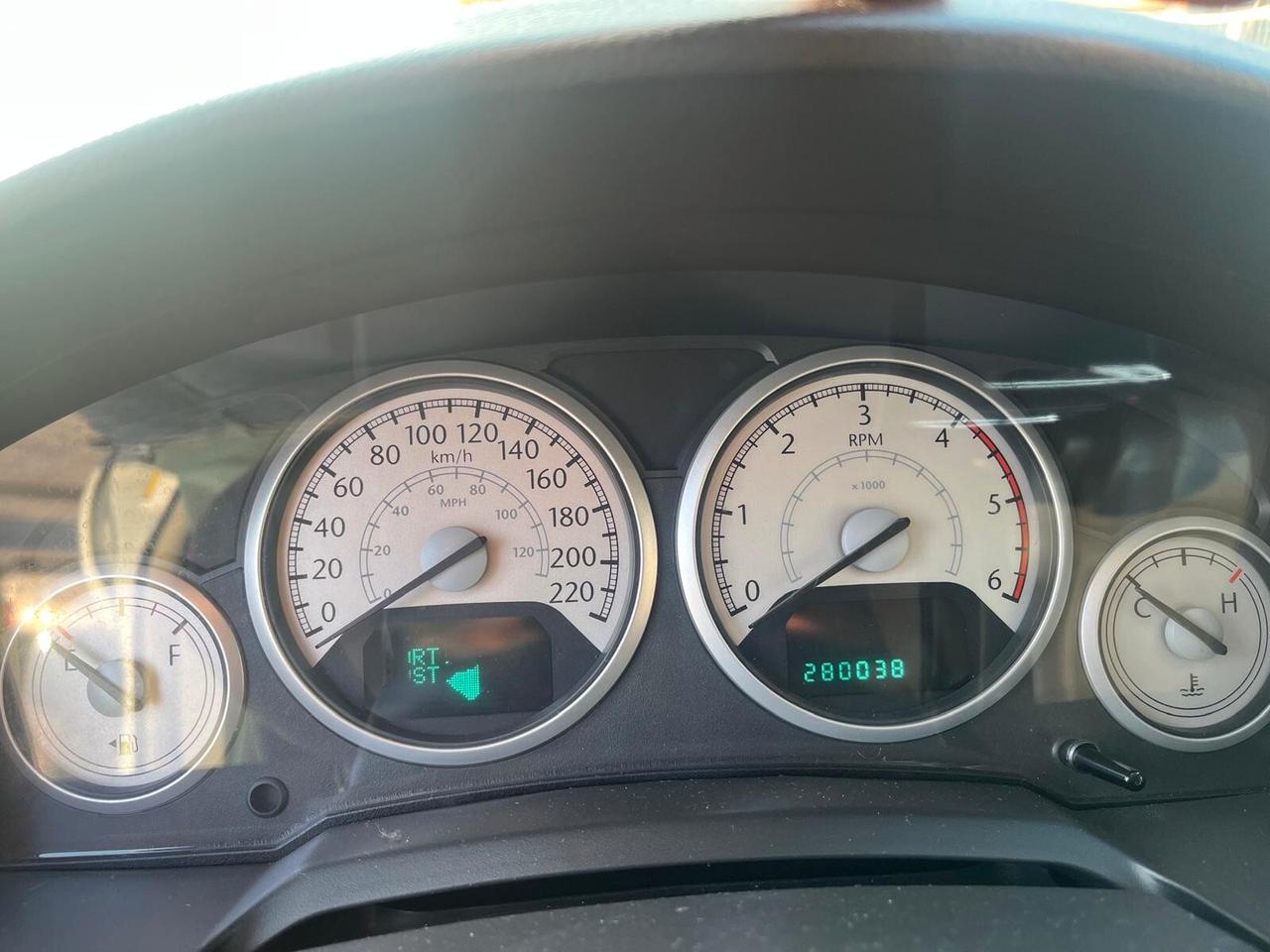 Chrysler Voyager Grand 2.8 CRD DPF Limited