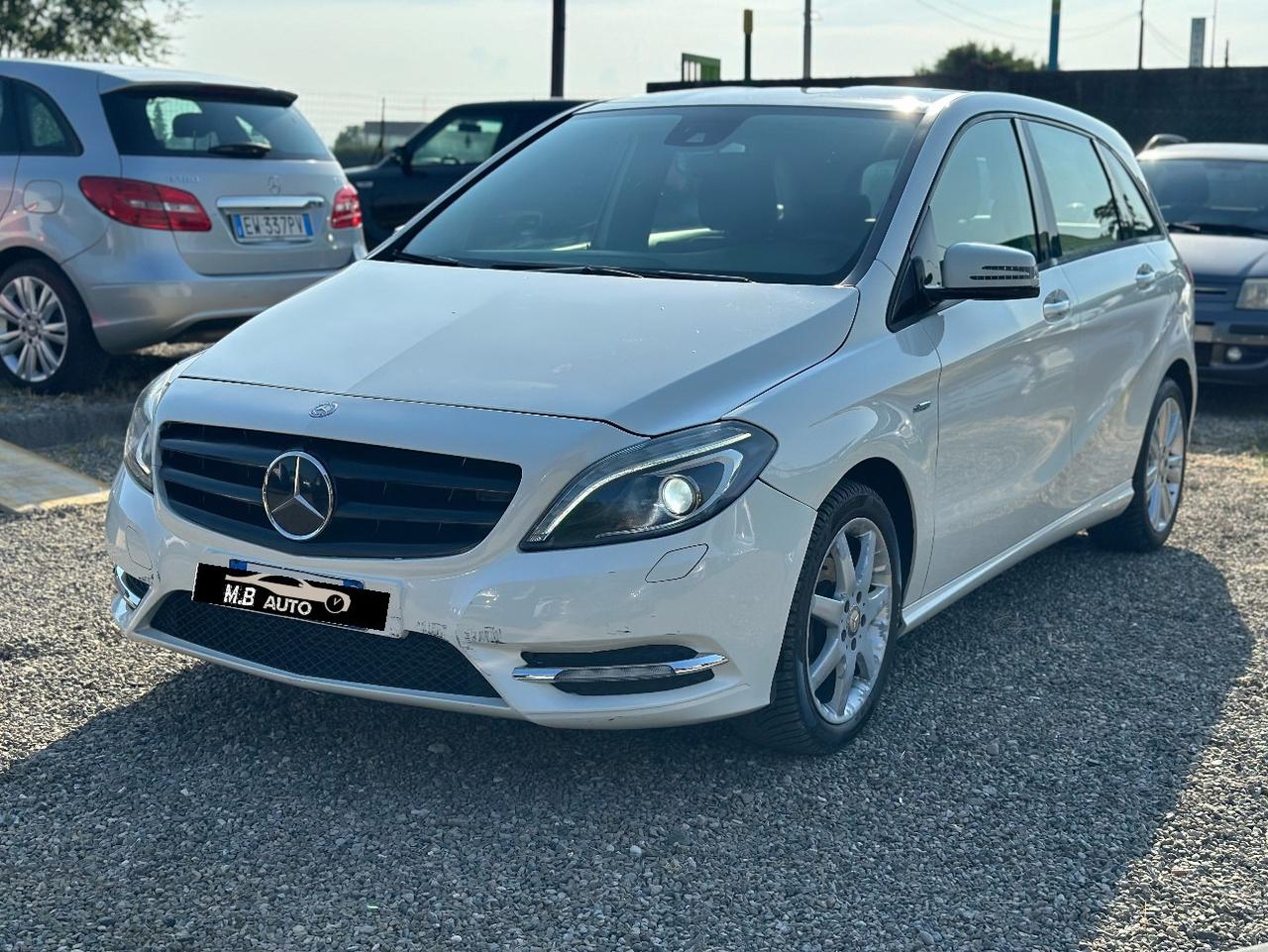 Mercedes-benz B 180 OK NEOPATENTATI