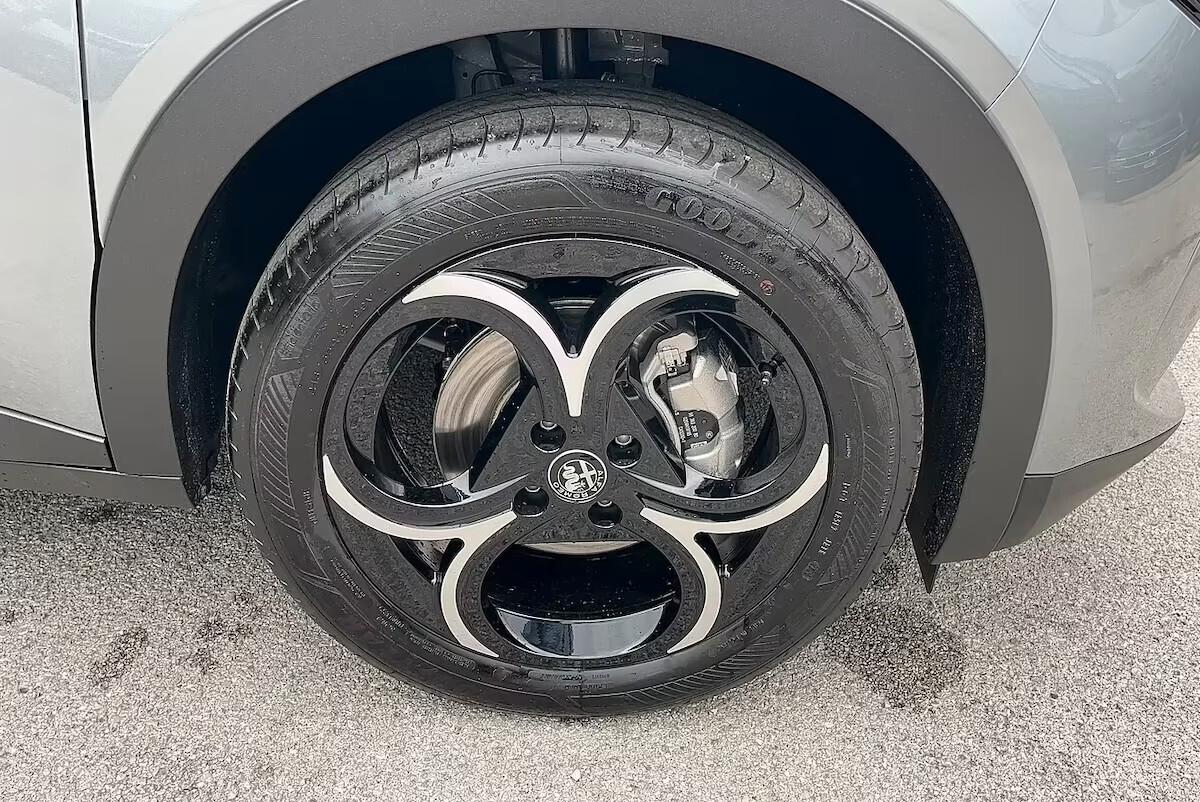 Alfa Romeo Junior 1.2 145 CV Hybrid eDCT6 KM0