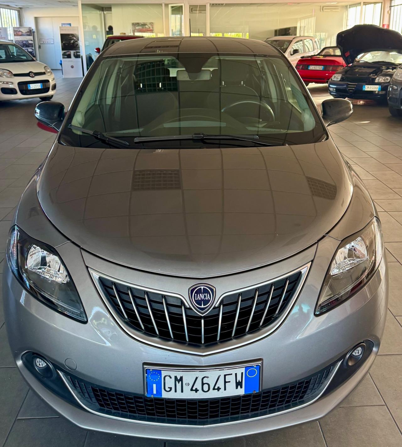Lancia Ypsilon 1.0 FireFly 5 porte S&S Hybrid Gold