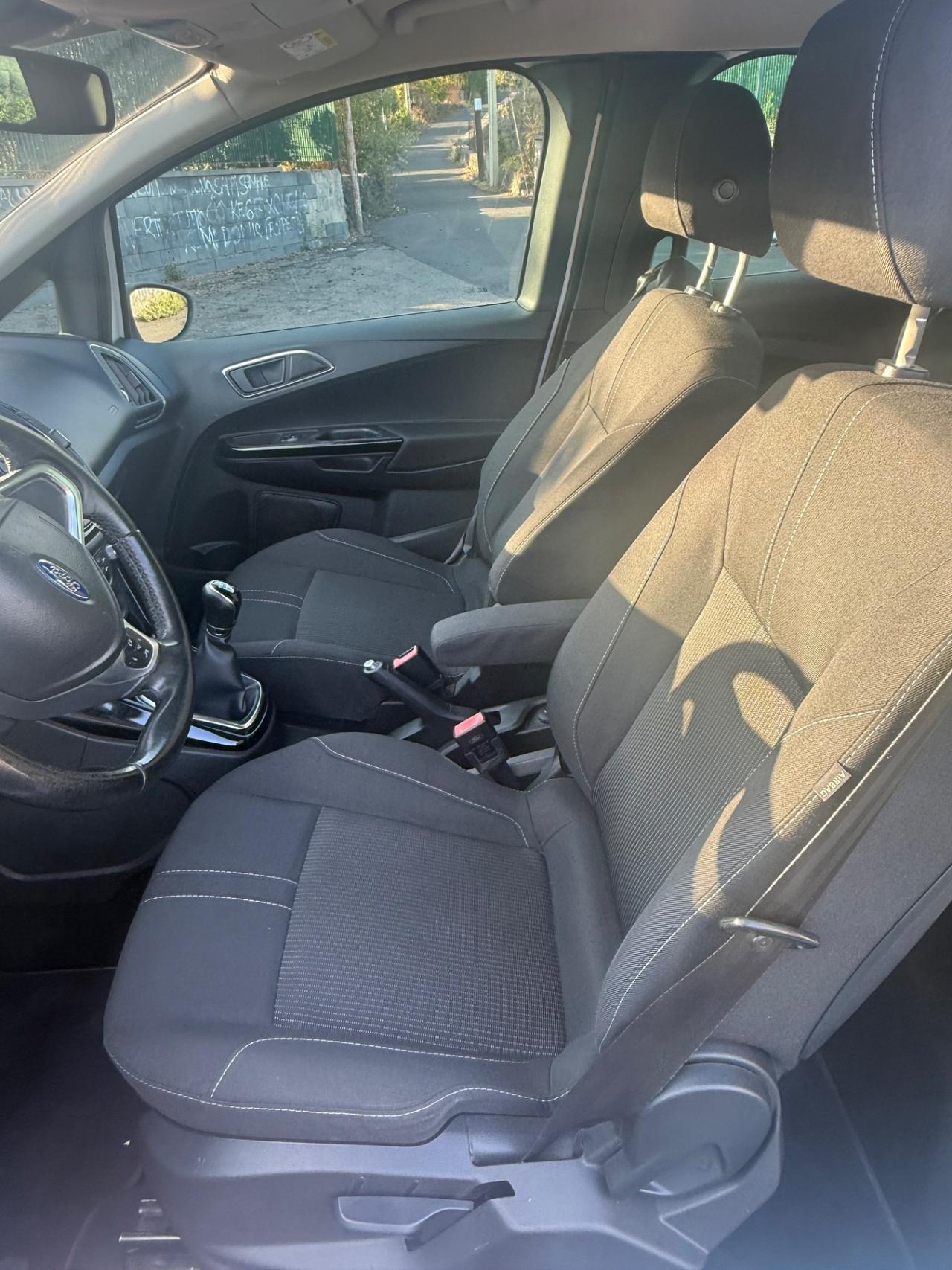 Ford B-Max 1.5 TDCi 75 CV Titanium