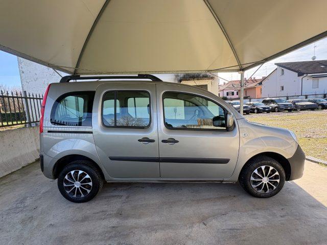 RENAULT Kangoo 1.6 105CV 5 porte Dynamique OK NEOPATENTATI