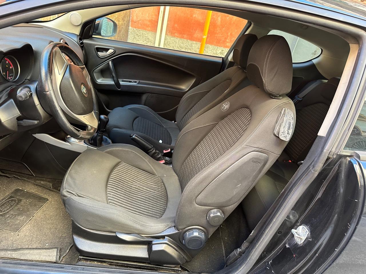 Alfa Romeo MiTo 1.3 JTDm-2 95 CV S&S Distinctive Sport Pack