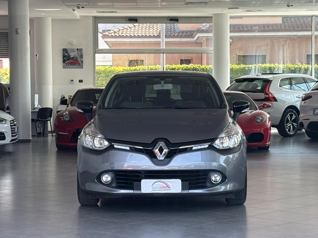 Renault Clio 5p 1.2 Live 75cv