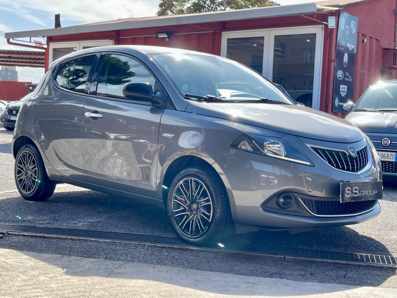 Ypsilon 1.0 /Hybrid/unipro/iva esposta /rate/