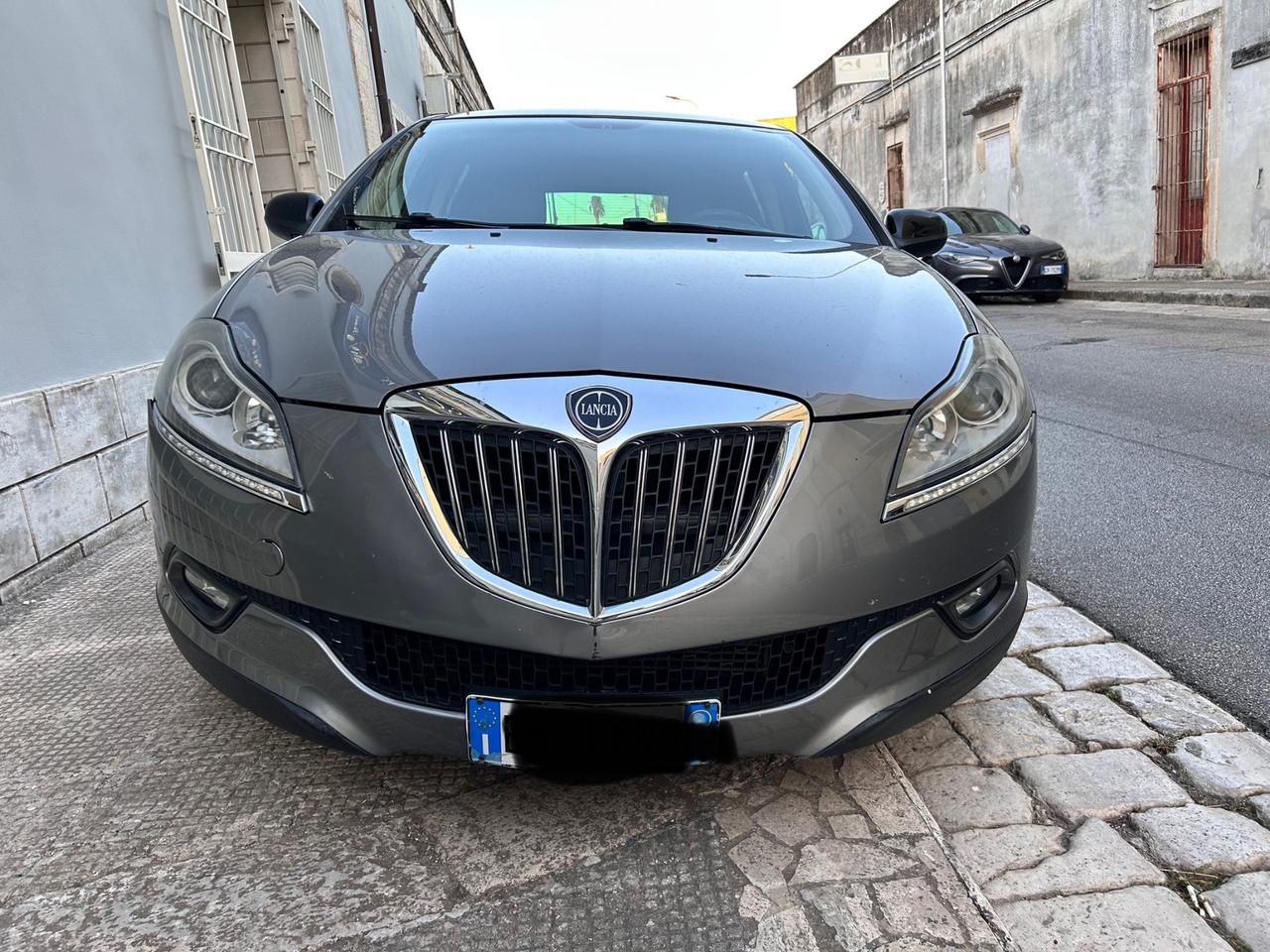 Lancia Delta 1.6 MJT DPF Gold