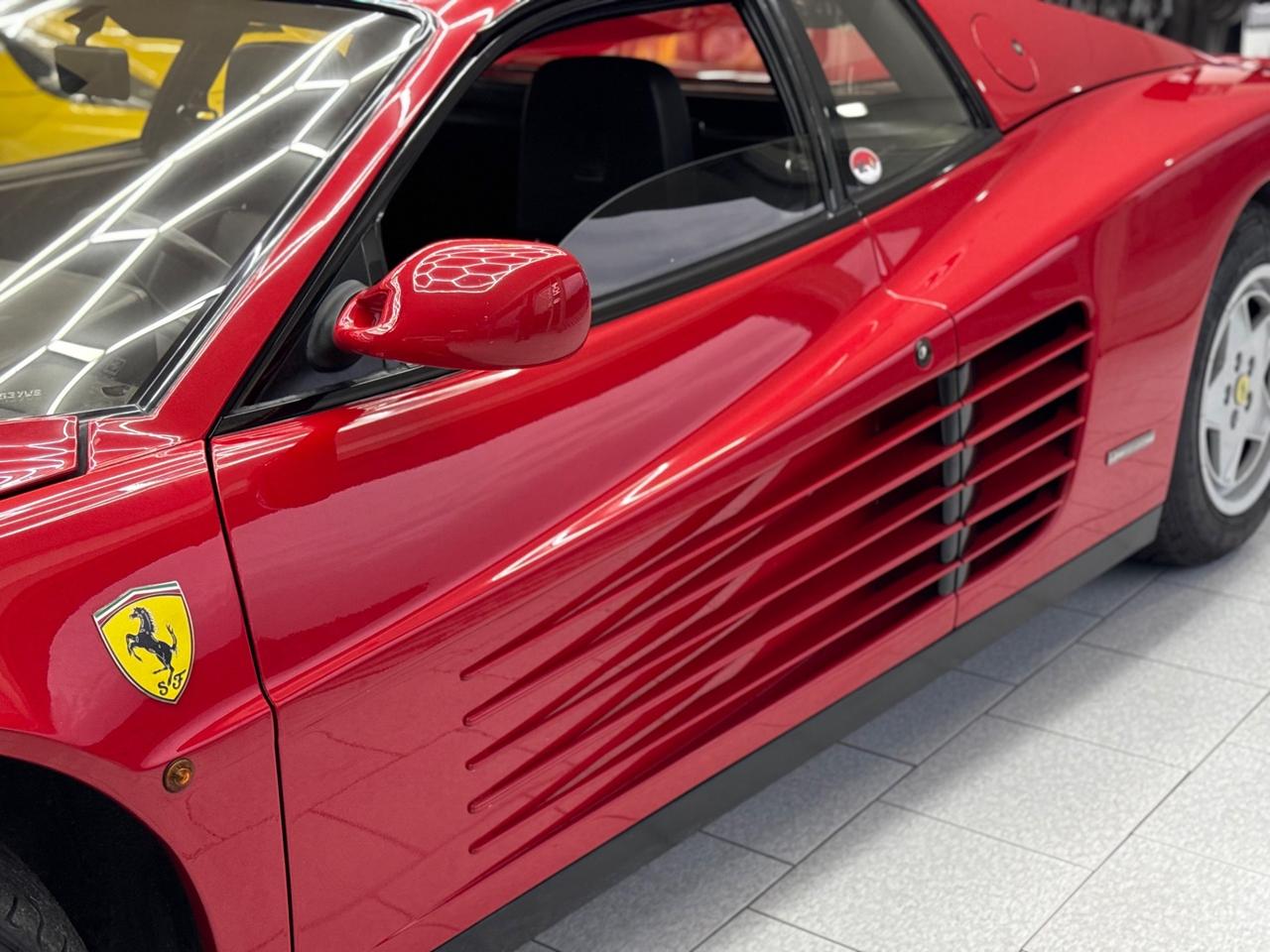 Ferrari Testarossa 5.0 V12