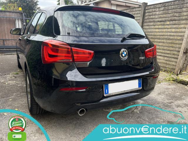 BMW 118 i 5p. Advantage