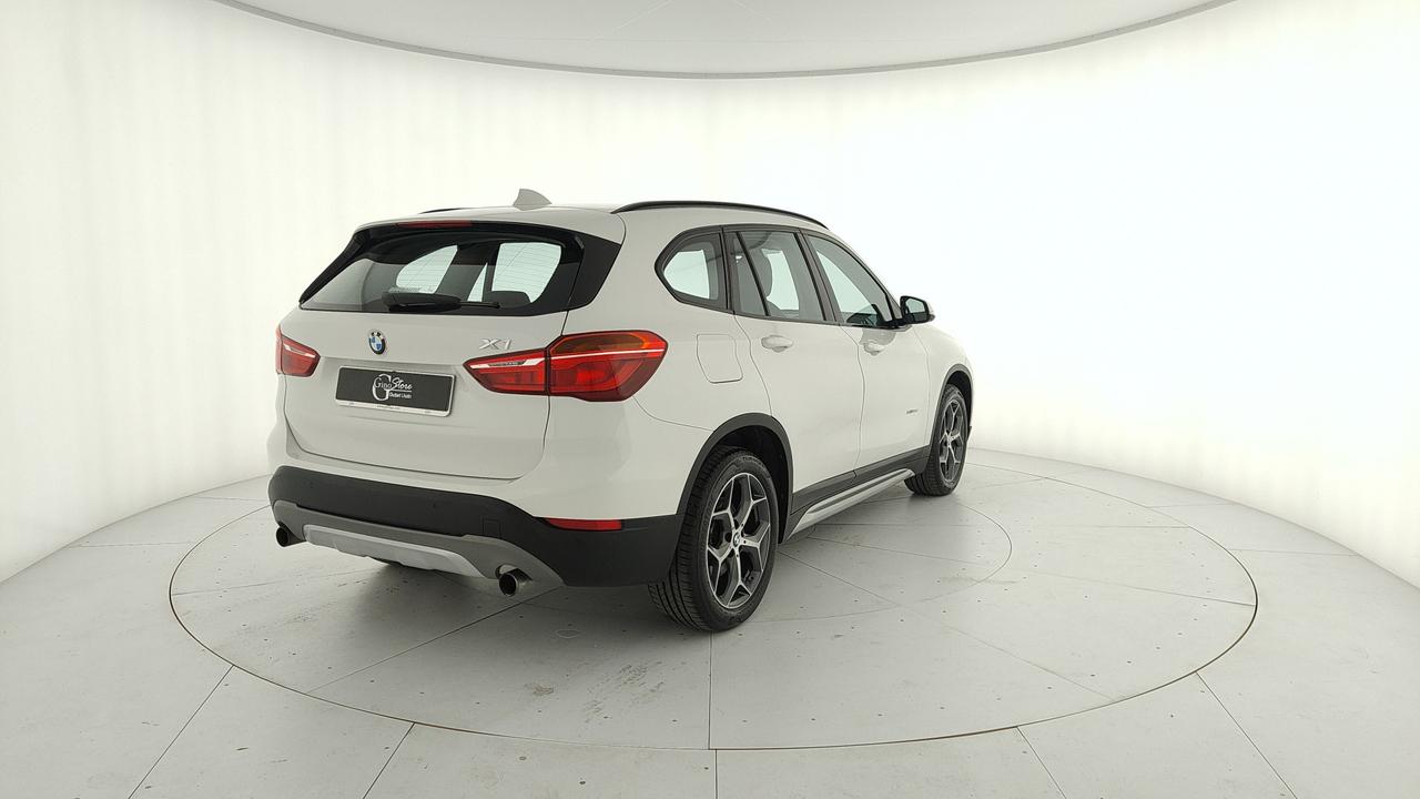 BMW X1 F48 - X1 xdrive20d xLine