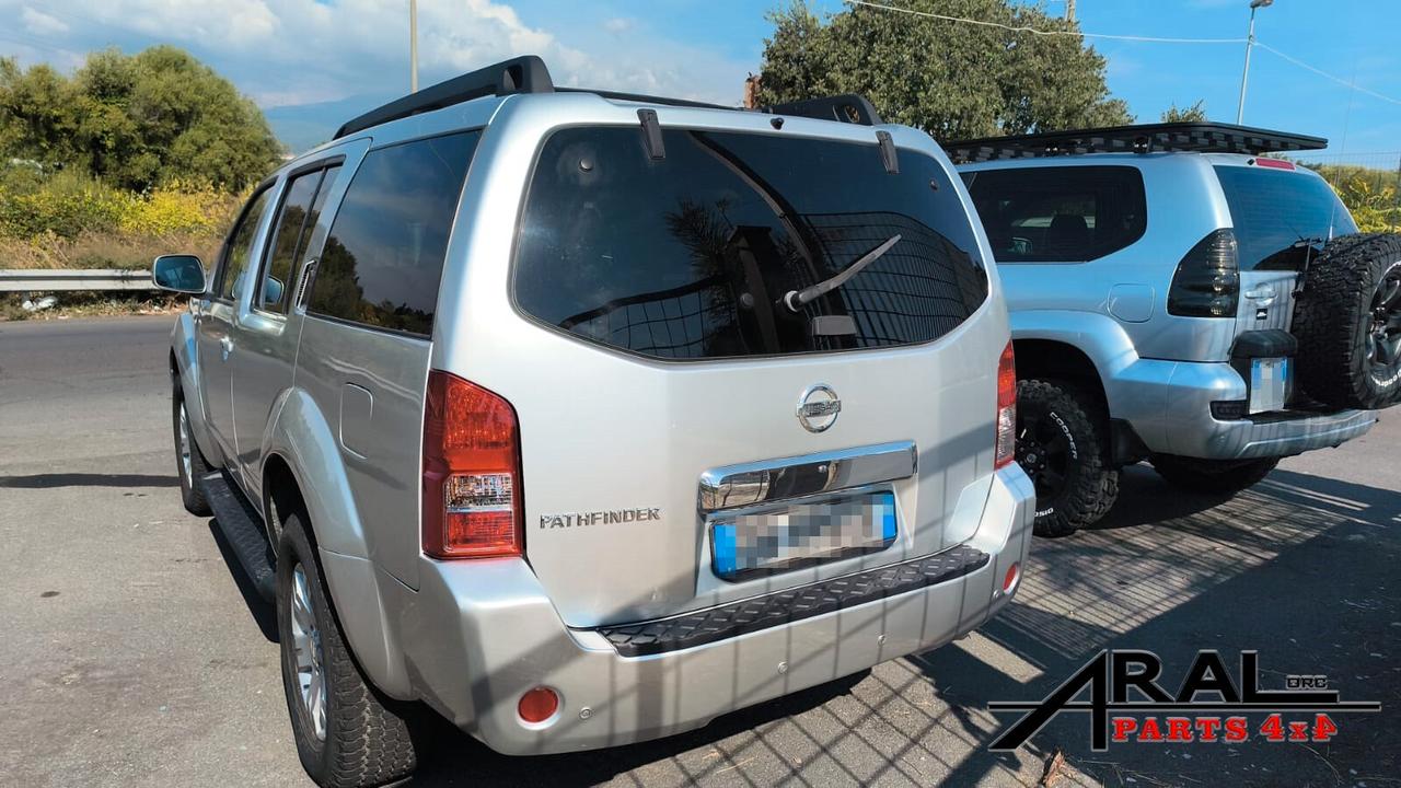 Nissan Pathfinder 2.5 dCi XE Plus