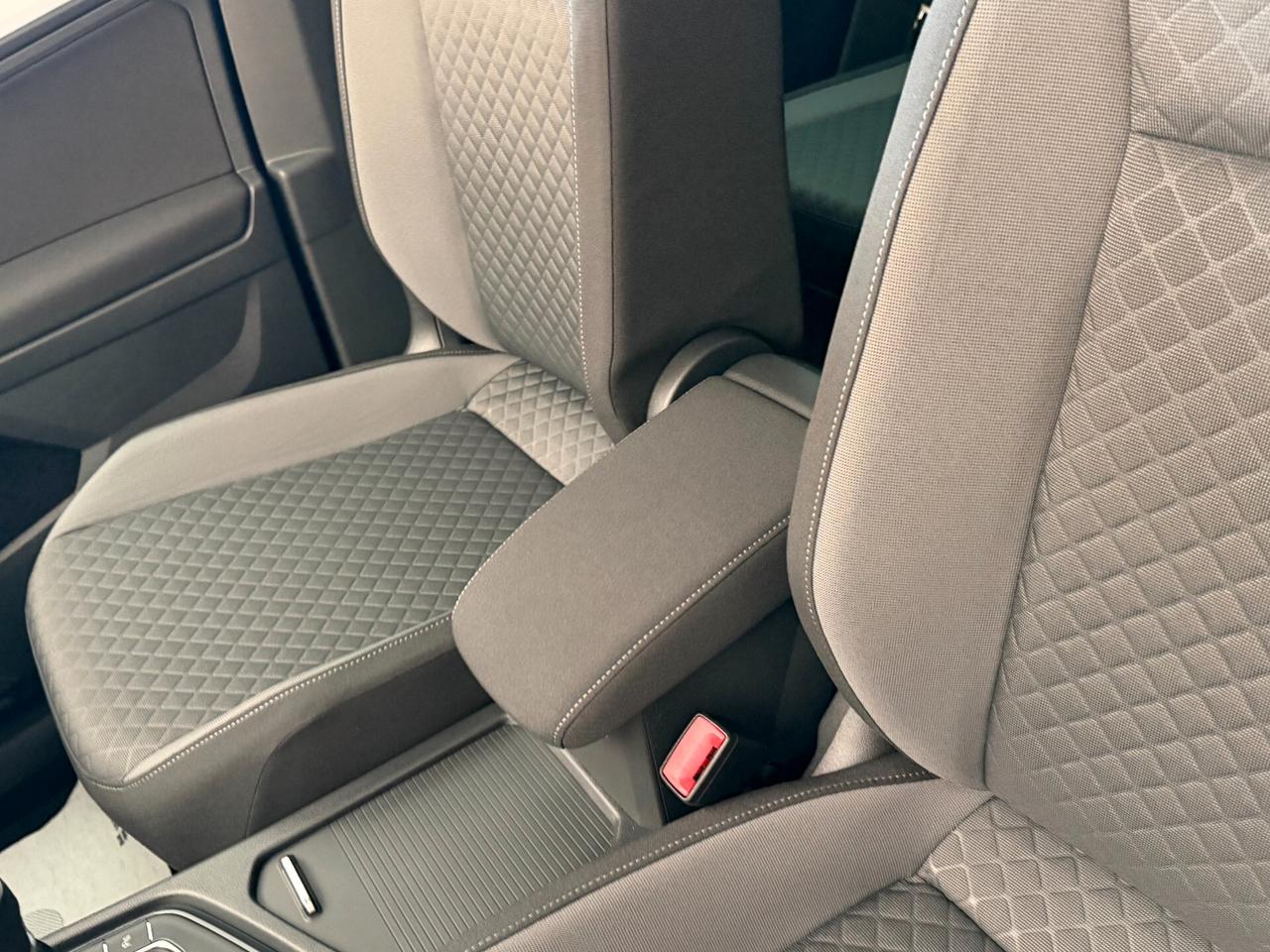 Volkswagen Tiguan 1.6 TDI 115 cv. BUSINESS (Nav)