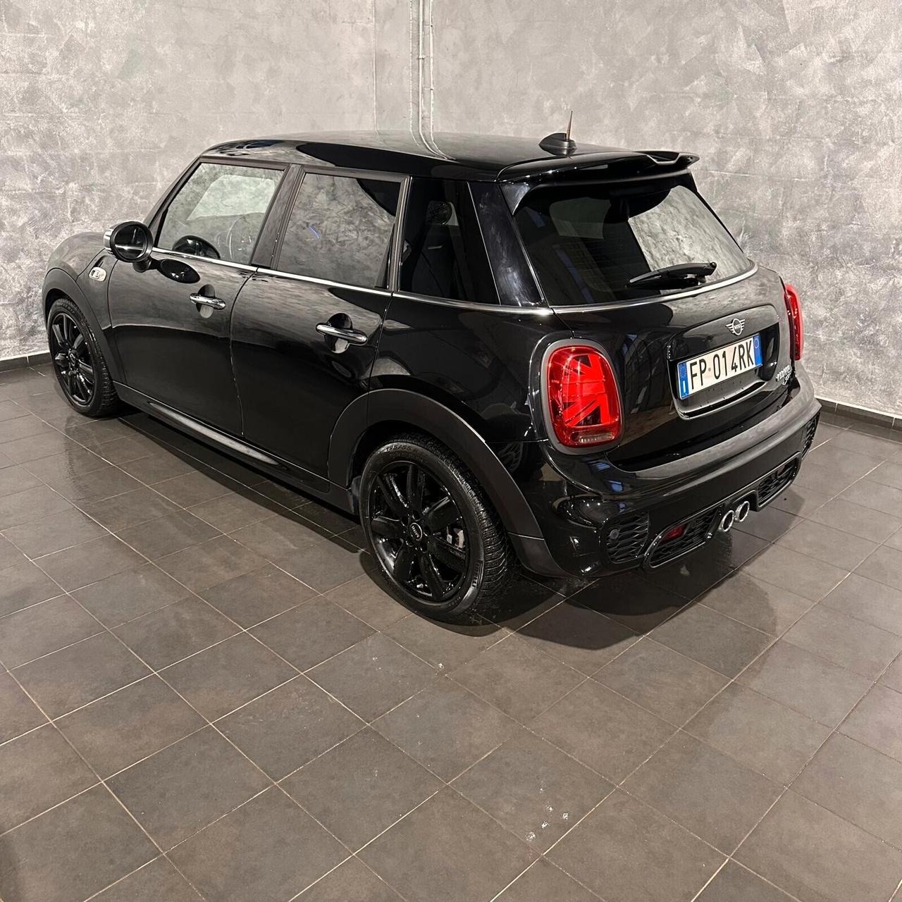 Mini 2.0 Cooper SD aut. 5 porte JOHN COOPER WORKS