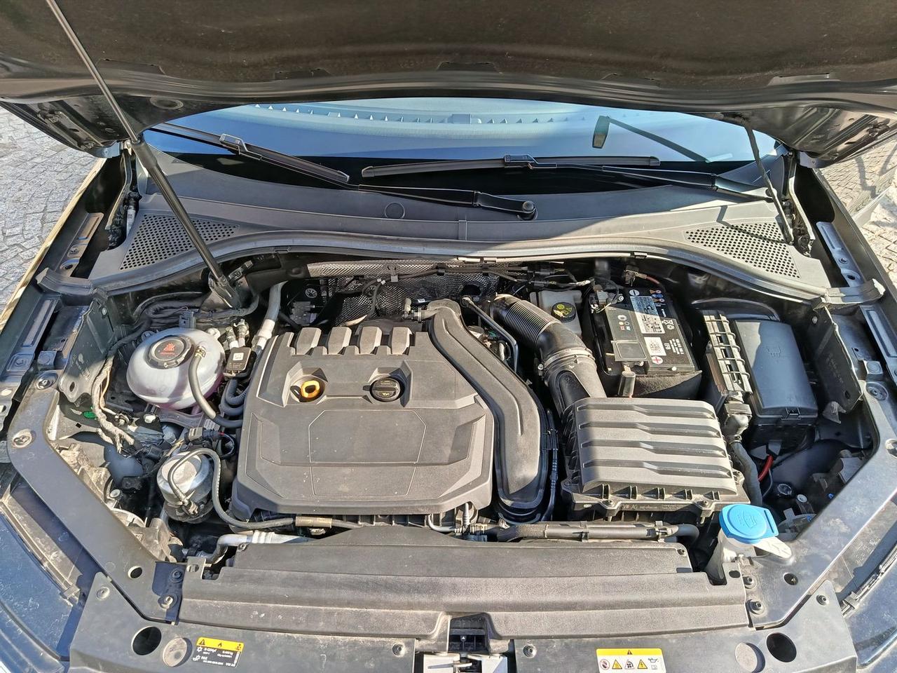 Volkswagen Tiguan Business 1.5 TSI #7809