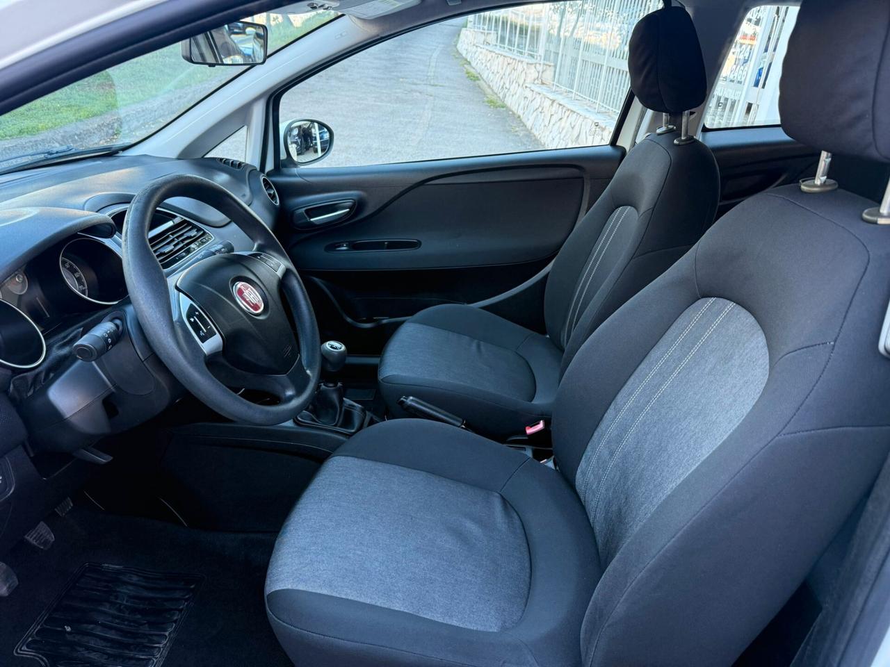 Fiat Punto 1.3 MJT II 75 CV 3 porte Street