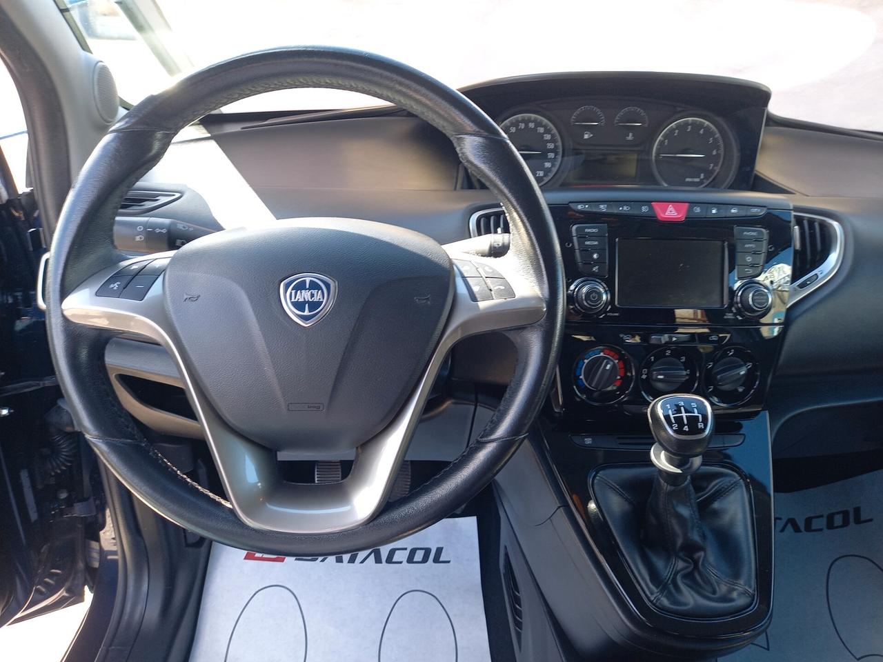 Lancia Ypsilon 1.2 69 CV 5 porte GPL Ecochic Mya