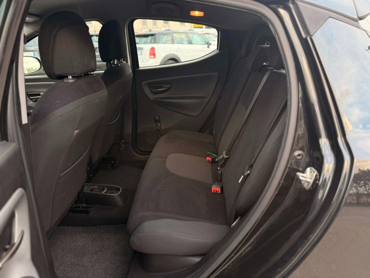 Lancia Ypsilon 1.2 69 CV 5 porte S&S Gold