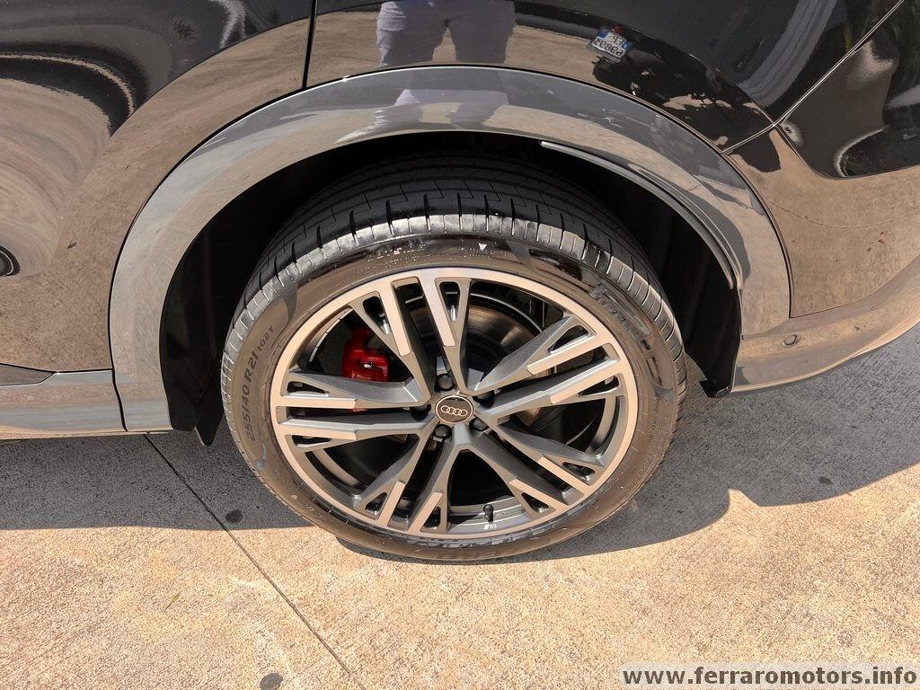 Audi Q5 TDi 150 kW mHEV+ S tronic quattro Launch edition line