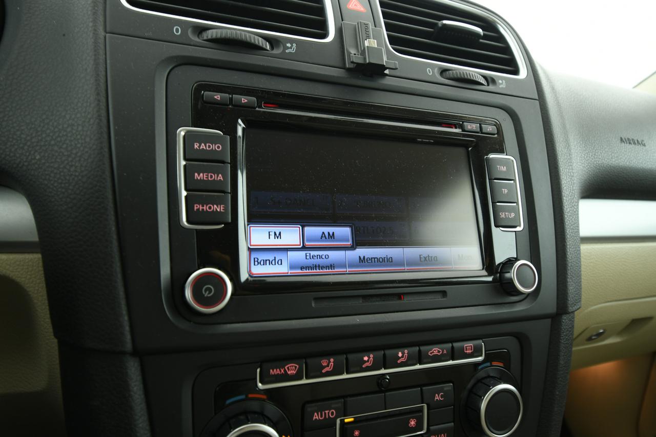 VOLKSWAGEN Golf 5p 2.0 tdi Highline 140cv dsg X COMMERCIANTI+BLUETOOTH