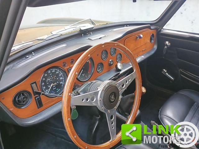 TRIUMPH TR6 Iniezione