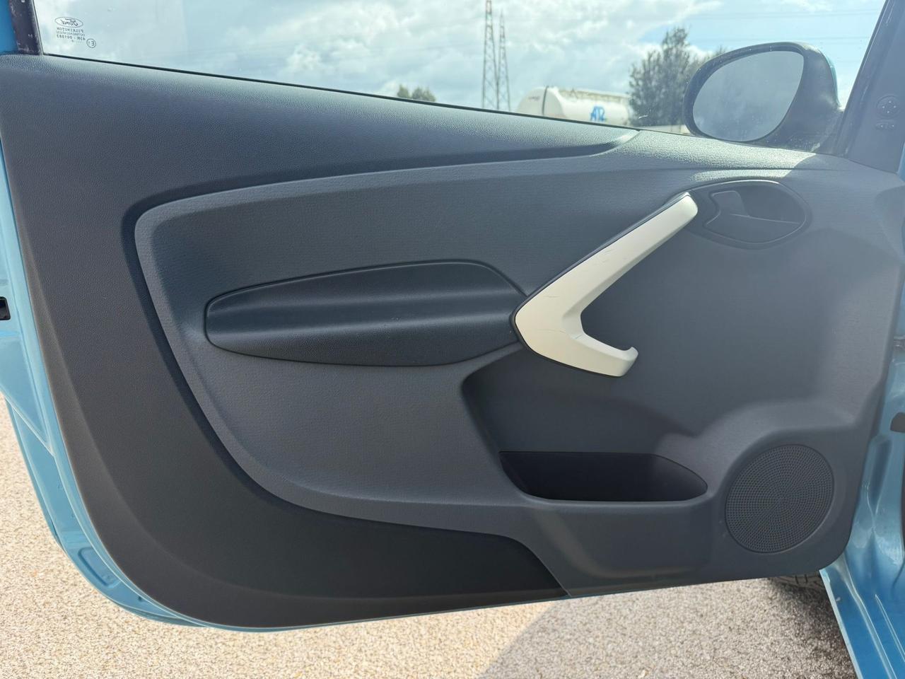 Ford Ka 1.3 TDCi 75CV Titanium