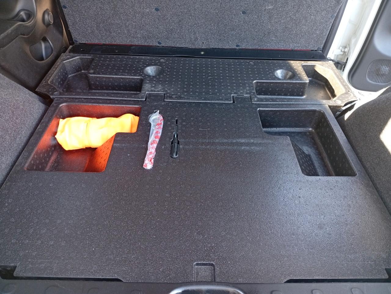 FIAT PANDA VAN IVA ESPOSTA