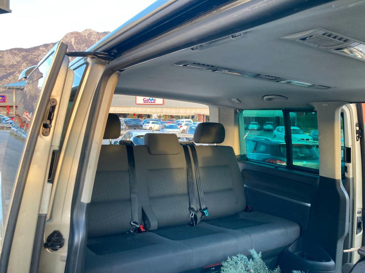 Volkswagen Multivan 2.5 TDI/174CV Highline