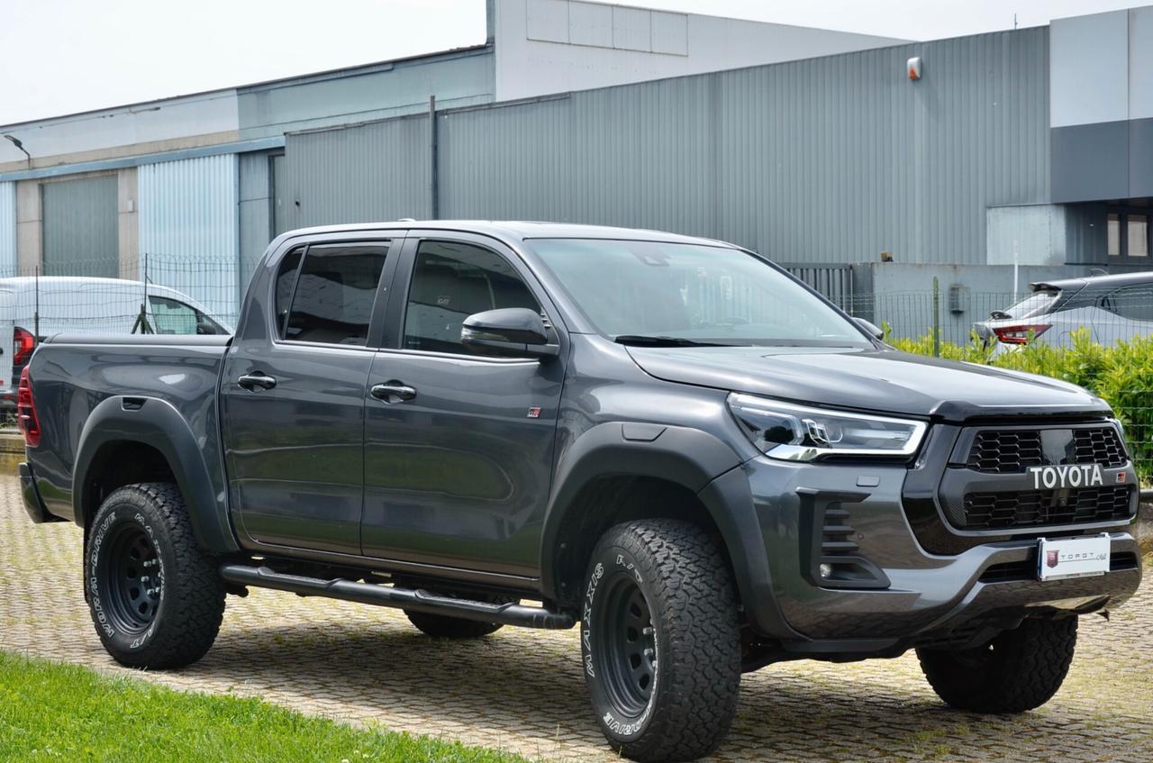 TOYOTA HILUX 2.8d DOUBLE CAB GR SPORT 4WD 204cv AUTO, PREZZO IVA ESCLUSA, UNICOPROP, GARANZIA UFF, SERVICE TOYOTA, HI-FI JBL, RETROCAMERA, PERMUTE