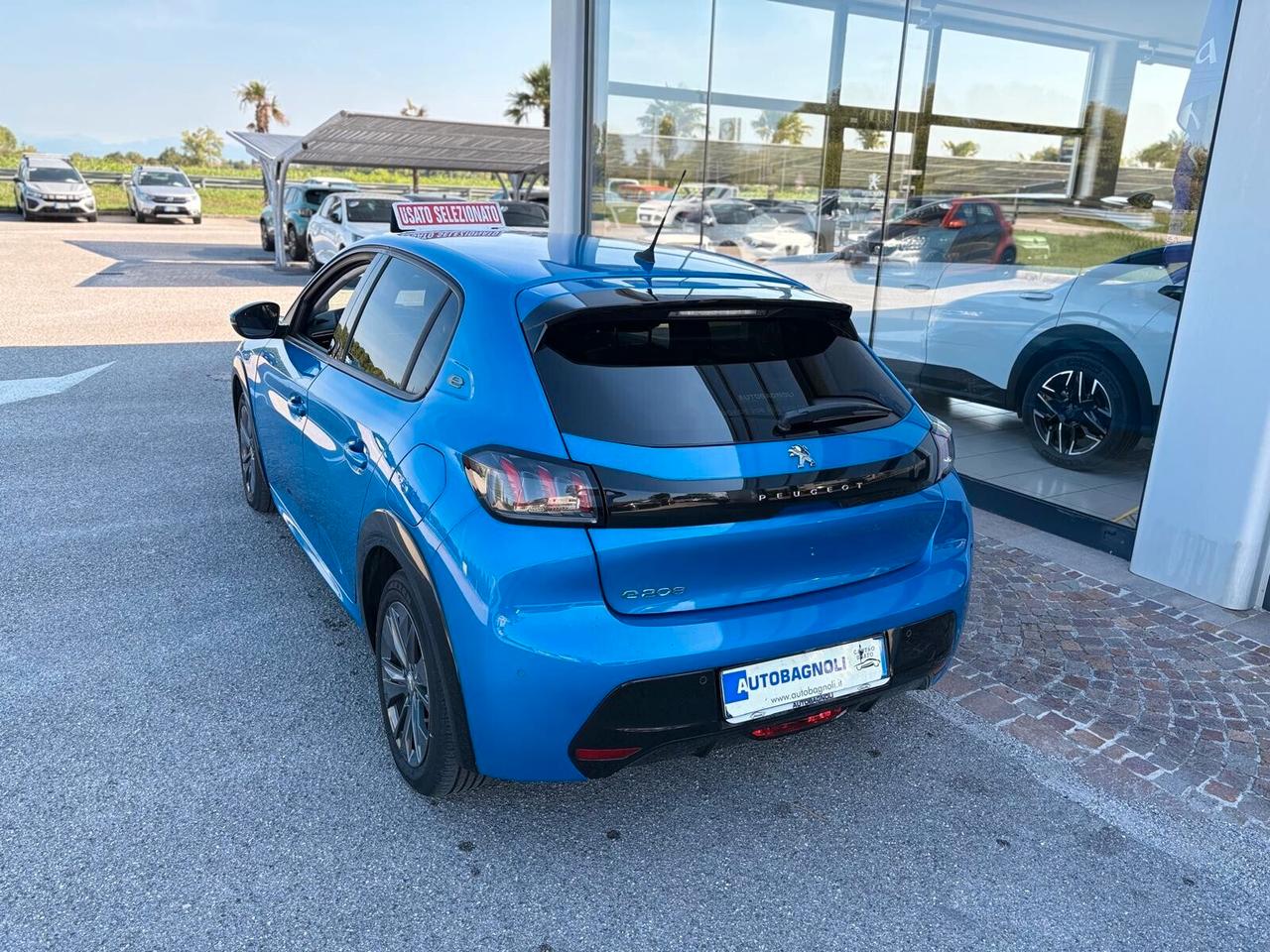 Peugeot 208 ALLURE PACK motore elettrico 136 cv SPOTICAR