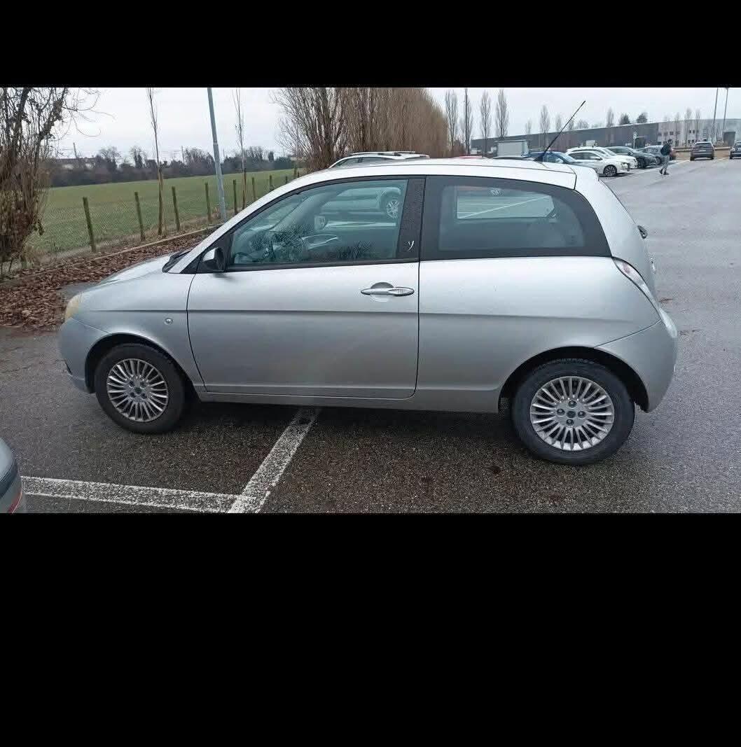 Lancia Ypsilon 1.2 Argento