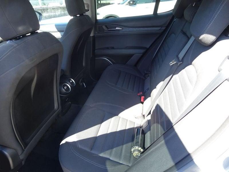 Alfa Romeo Stelvio 2.2 Turbo Diesel 160CV Business AT8 RWD