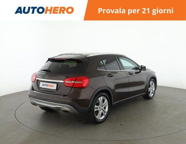 MERCEDES-BENZ GLA 180 d Automatic Sport