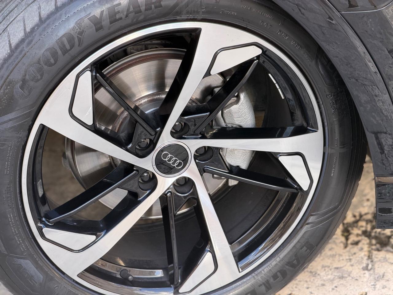 Audi Q3 SPORTBACK 35 TDI 2.0 150 CV S LINE TRONIC IDENTITY BLACK TETTO