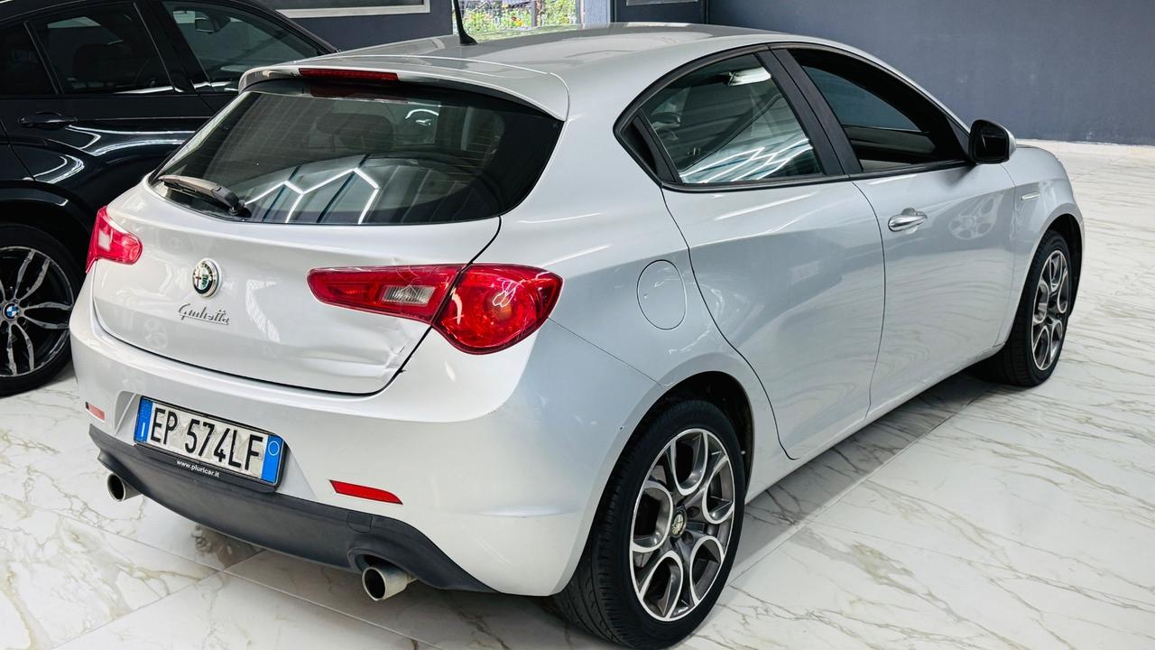Alfa Romeo Giulietta 2.0 JTDm-2 140 CV Distinctive