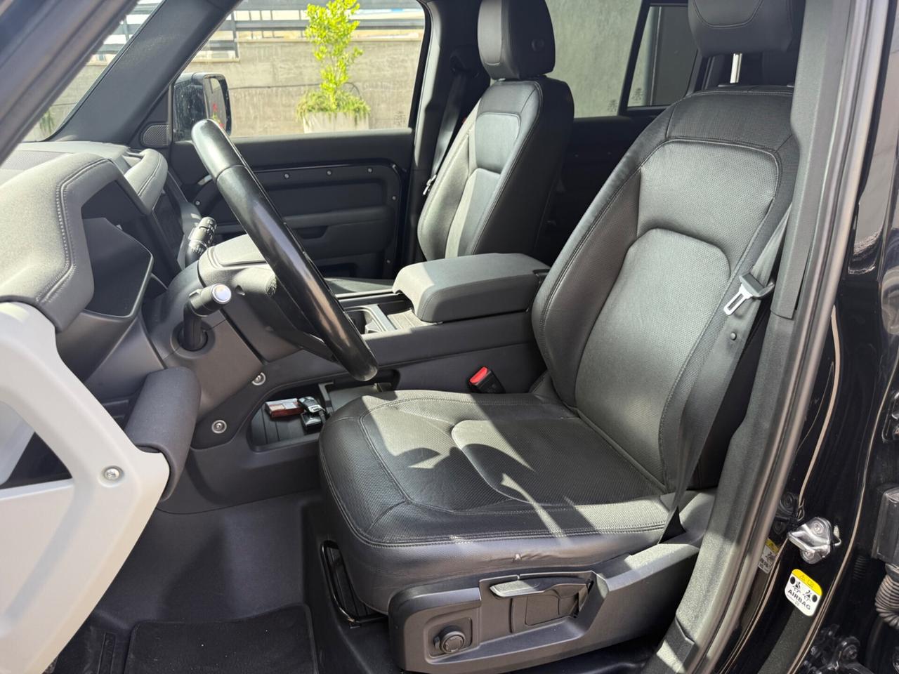 Land Rover Defender 110 3.0D I6 200 CV X-Dynamic S - IVA ESPOSTA -FULL