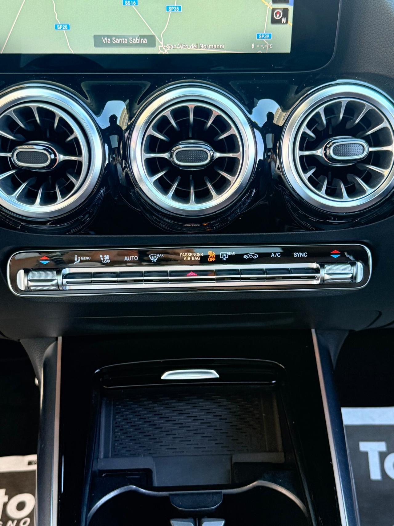 Mercedes-benz GLA 250 Premium auto AMG LINE CON TETTO APRIBILE/PANORAMICO,LUCI SOFFUSE,TELECAMERA,APPLE CARPLAY,ANDROID AU