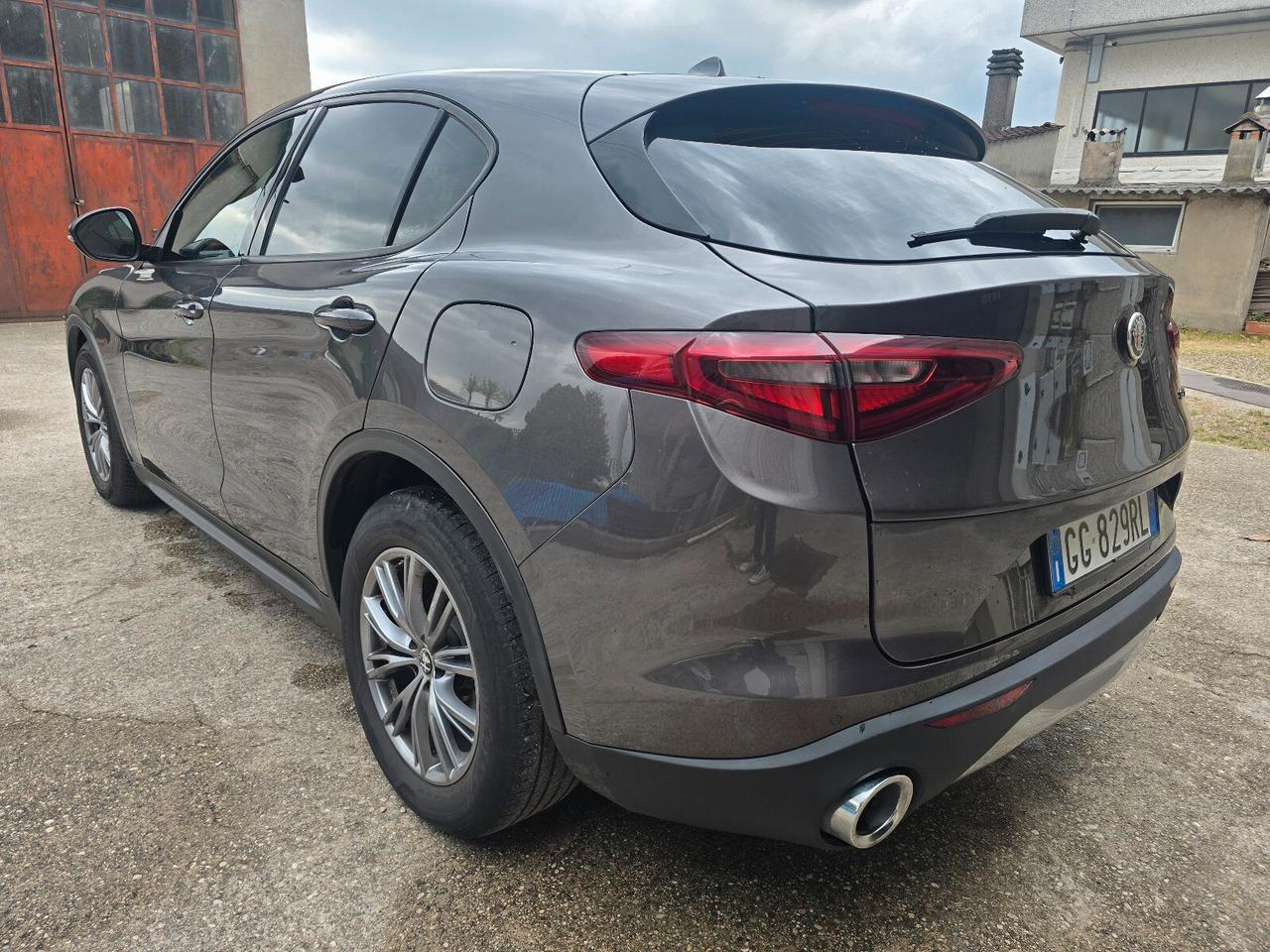 Alfa Romeo Stelvio 2.2 Turbodiesel 160 CV AT8 RWD Business